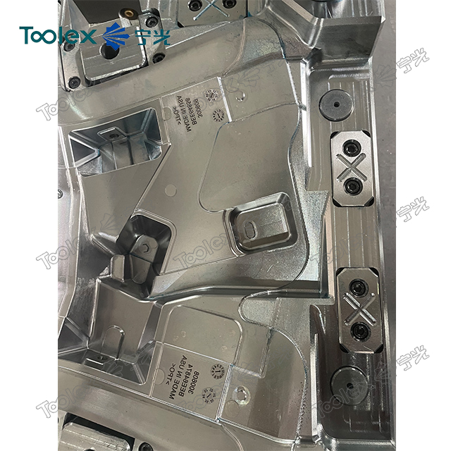 Plastic Auto Motive Exterior Mould